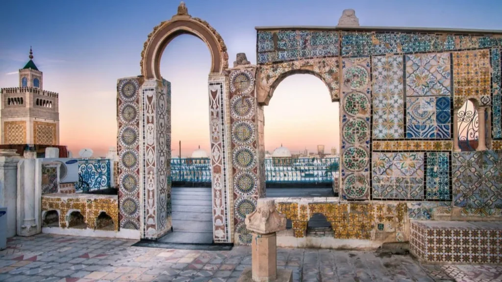 تونس